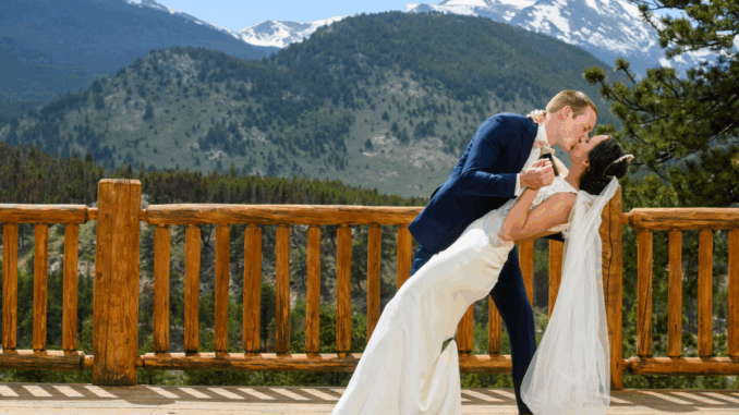 3_YMCA_Wedding_CREDIT_Lara_Photo