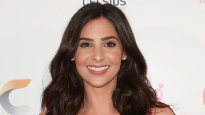 camila-banus-is-also-ready-to-st
