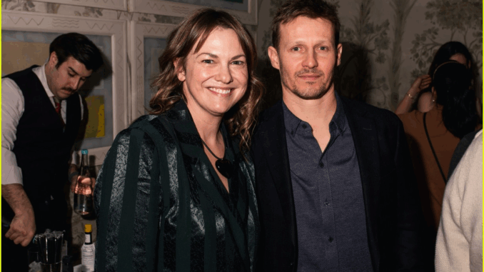 julia-stiles-reunites-larisa-ole