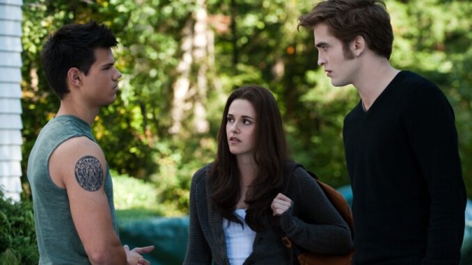 5-Problematic-Things-in-Twilight-Fans-Are-Finally-Talking-About-2025-07-04T093500.017Z.jpg 5 Problematic Things in Twilight Fans Are Finally Talking About