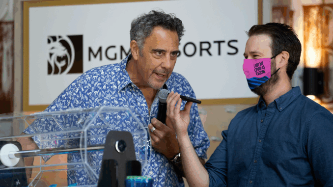 Brad_Garrett