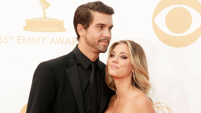 GTY_Kaley_Cuoco_and_Ryan_Sweetin