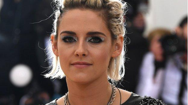 Kristen-Stewarts-Surprising-New-Role-Sparks-Twilight-Reunion-Rumors-2025-07-18T082711.289Z.jpg Kristen Stewart’s Surprising New Role Sparks Twilight Reunion Rumors