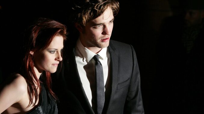 Kristen-Stewart-becomes-a-familiar-face-at-Chanel-while-Robert-Pattinson-is-chosen-by-Dior.-2025-08-28T092803.511Z.jpg Kristen Stewart becomes a familiar face at Chanel, while Robert Pattinson is chosen by Dior.
