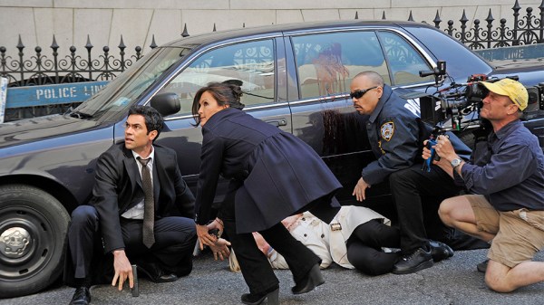 Law and Order SVU Velasco actor returns in season 27