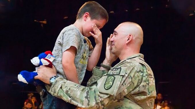 Most Emotional Soldiers Coming Home Compilation of 2025 !