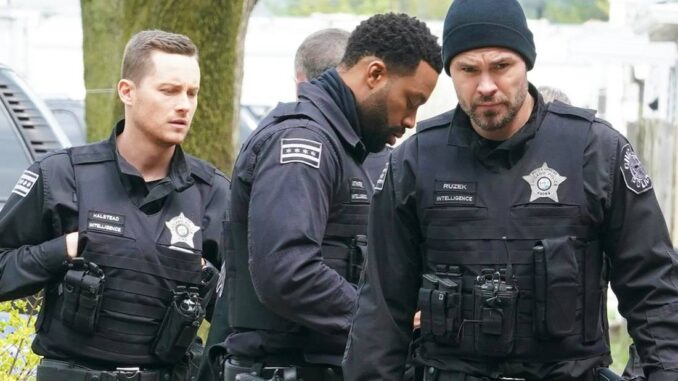 Why-Chicago-PD-Continues-to-Be-a-Fan-Favorite-After-a-Decade-2025-08-21T102700.453Z.jpg Why Chicago PD Continues to Be a Fan Favorite After a Decade