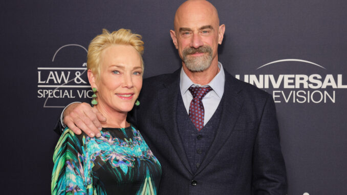 Why-was-Law-Order-star-Christopher-Meloni-at-Browns-practice-this-week-2025-08-26T083428.715Z.jpg Why was Law & Order star Christopher Meloni at Browns practice this week