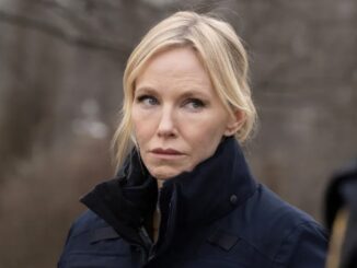 Kelli Giddish Talks Law & Order Svu Return With New Showrunner and Big Surprises