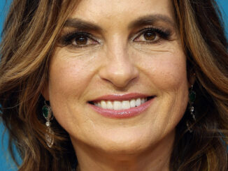 Law & Order SVU’s Mariska Hargitay Shares Sweet Photos With Peter Hermann to Mark 21st Anniversary