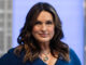Law and Order SVU Fans Have No Words for Mariska Hargitay's Emmys Red Carpet Look md07