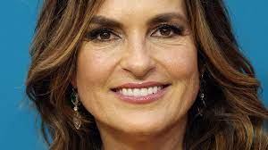 Mariska-Hargitay-Brings-Daughter-Amaya-14-Backstage-at-Hamilton-to-See-Leslie-Odom-Jr.s-Return-2025-09-12T071239.214Z.jpg Mariska Hargitay Brings Daughter Amaya, 14, Backstage at Hamilton to See Leslie Odom Jr.'s Return