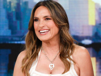 Mariska Hargitay Opens Up About Balancing Motherhood and Acting md07