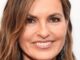 Mariska Hargitay and Christopher Meloni Reunite with Law and Order SVU Costars at 2025 Emmys md07