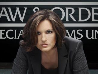 SVU fans praise Mariska Hargitay red carpet look at Emmys 2025 md07