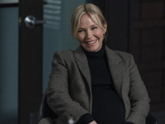 The return of Amanda Rollins (Kelli Giddish) as a full-series regular is big, especially since her friendship with Olivia Benson has been a fan fave md07