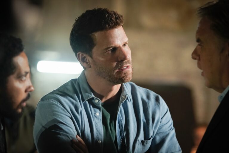 David Boreanaz Admits Directing Himself on SEAL Team Was Tougher Than(01)