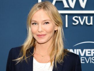 Fans Celebrate Kelli Giddish’s Return Ice-T Credits Them for Bringing Her Back md07