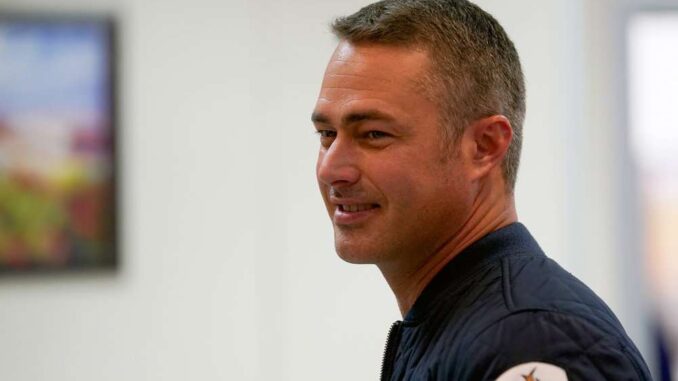 From-golf-caddie-to-firefighter-hero-Taylor-Kinneys-journey-before-after-the-Chicago-Fire-md07-2025-10-14T052410.884Z.jpg From golf caddie to firefighter hero Taylor Kinney's journey before & after the Chicago Fire md07