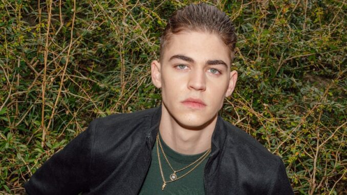 Hero Fiennes Tiffin’s Family Ties How He’s Related to Ralph and Joseph Fiennes md07