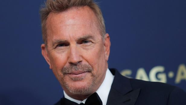 Kevin Costner Explains Yellowstone Exit Material Has to Be Ready at Certain Times md07