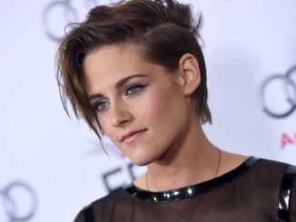 Kristen Stewart Criticizes Trump-Era Film Industry Policies at Cannes Talk md07