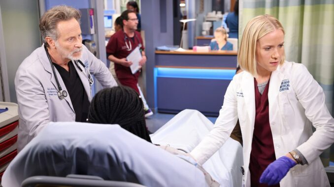 MV5BNjAxNTIyYWQtMmI2Yi00MWM3LTgy