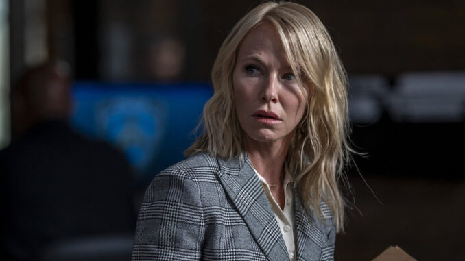 Giddish Praises First Female Showrunner on SVU It Just Feels So Right md07