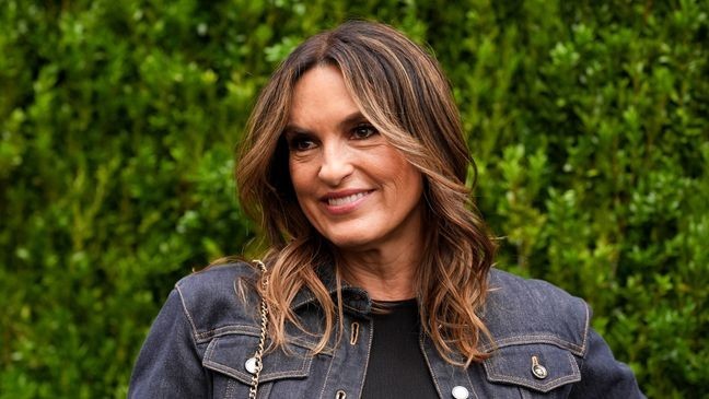 Hargitay Recalls Instant Chemistry During Her Iconic SVU Screen Test md07