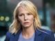 Kelli Giddish Posted a Law & Order SVU Set Photo With a Cheeky Caption md07