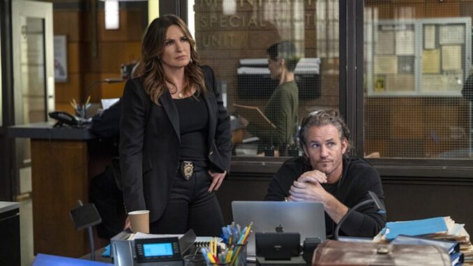 Mariska Hargitay Directs an Emotional Episode in SVU’s 2025 Season md07