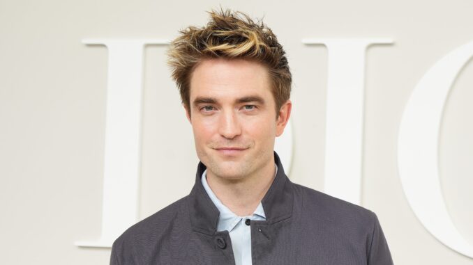 Method Actor Confession Pattinson’s Acting Habits Annoy Everyone Around Me md07