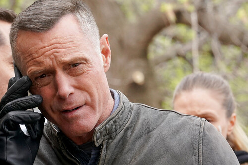 We Finally Learned Who Is Blackmailing Voight on Chicago P.D. (SPOILERS) md07
