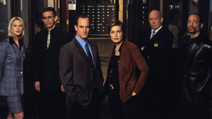 Christopher Meloni reveals clues that make fans believe what happened to Elliot & Olivia in the end? md07