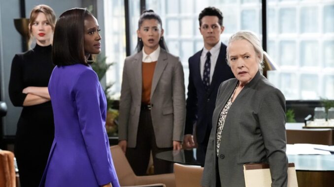 United Press International Marlon Wayans, Skye P. Marshall to announce Golden Globe nominees md07