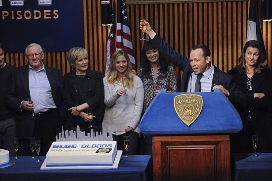 HOLLYWOOD TRAGEDY: 'Blue Bloods' Star Donnie Wahlberg Found Dead in Hotel Room – Fans Devastated (2026 Updates) md02