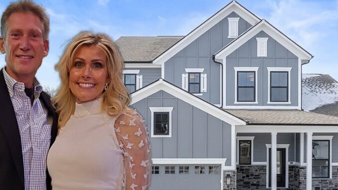 Cbb2efb8df82437fb19c9aacf92b1a83 xl