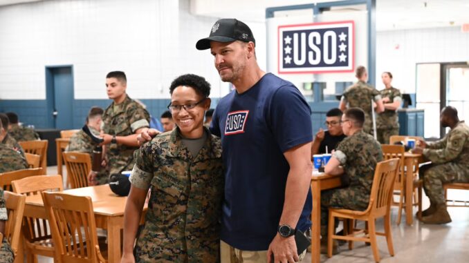Paramount seal team uso tour fort leonard wood