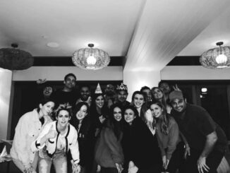 Taylor lautner kristen stewart 4 1 2000 e86e8b01d7894f90a1d012de037e9c5a