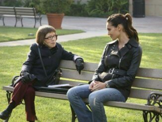 HOLLYWOOD IN MOURNING: Legendary "NCIS: Los Angeles" Star Linda Hunt Passes Away at 81 – Fans Grieve the Loss of Hetty Lange (2026) md02