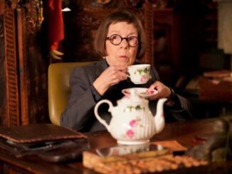 DO YOU LIKE HETTY LANGE? 2026 Shocking Health Update: Linda Hunt Finally Reveals Why She Never Returned to NCIS: Los Angeles md02