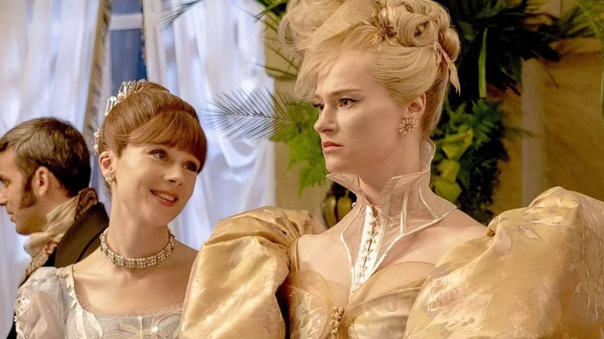 Cressida cowper looking upset next to eloise bridgerton in bridgerton